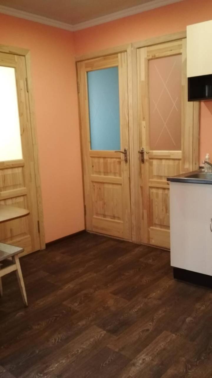 Частный Дом, Р-Н 3 Городской Больницы Czerkasy Zewnętrze zdjęcie